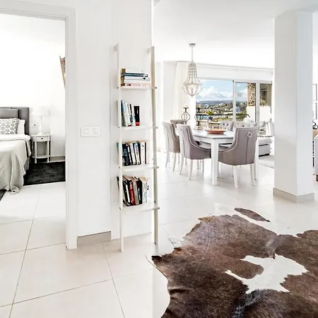 Cp - Modern Beachside In Appartement Estepona