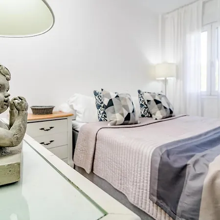 Appartement Cp - Modern Beachside In *