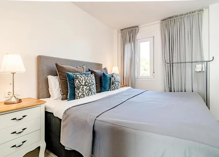 Cp - Modern Beachside In