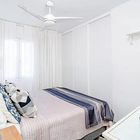 Cp - Modern Beachside In Apartment Estepona