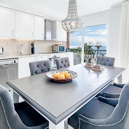 Cp - Modern Beachside In * אסטפונה
