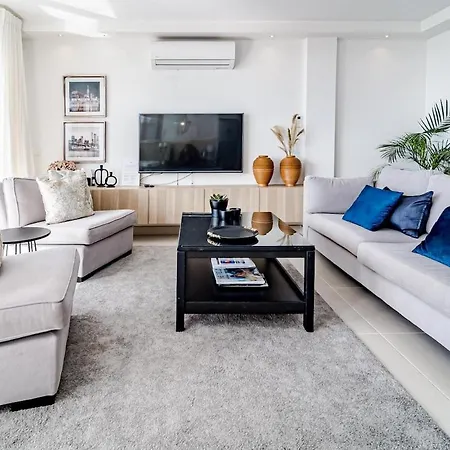 דירה Cp - Modern Beachside In