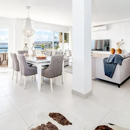 Apartment Cp - Modern Beachside In