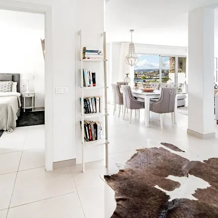 Apartment Cp - Modern Beachside In *