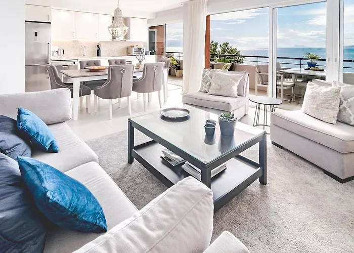 Cp - Modern Beachside In