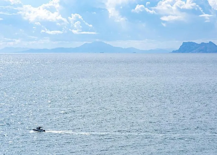 Cp - Modern Beachside In Appartement Estepona